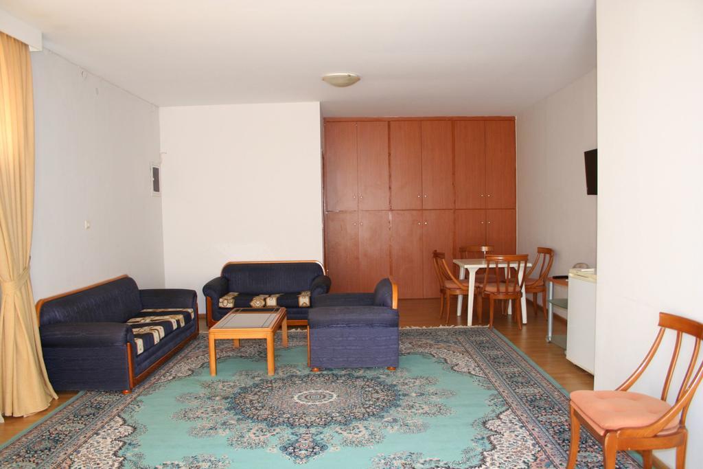 Revis Station Plataria Hotel Buitenkant foto